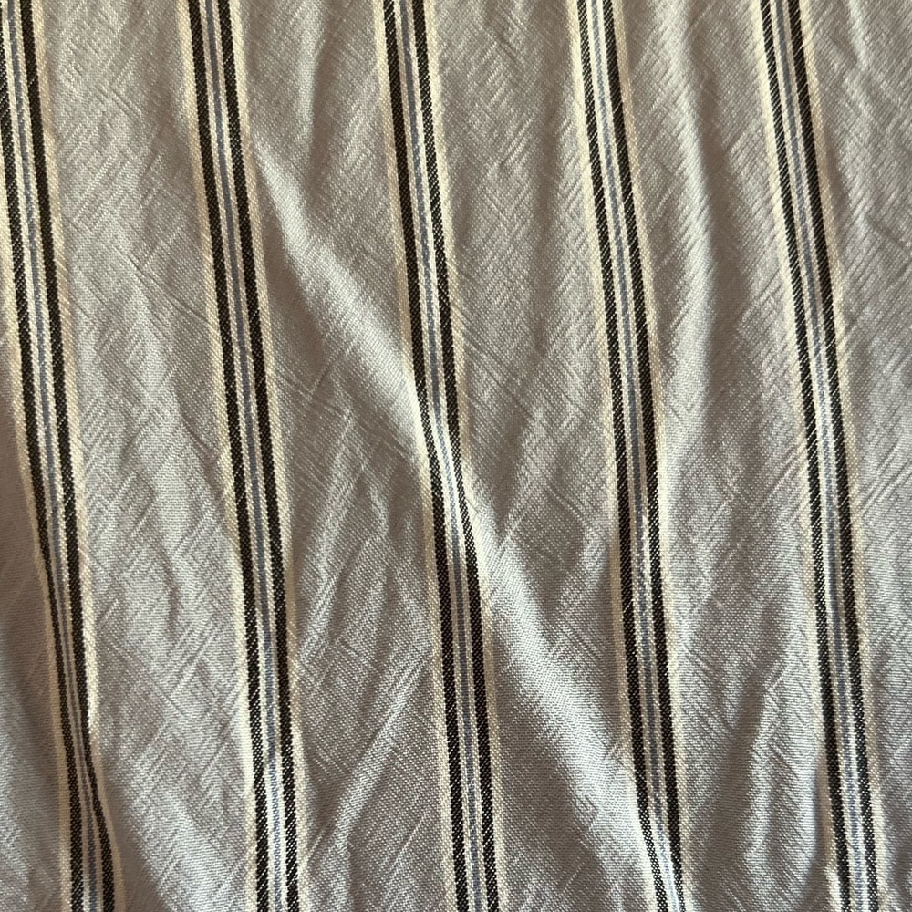 Express Striped Button Down - Picture 2 of 7